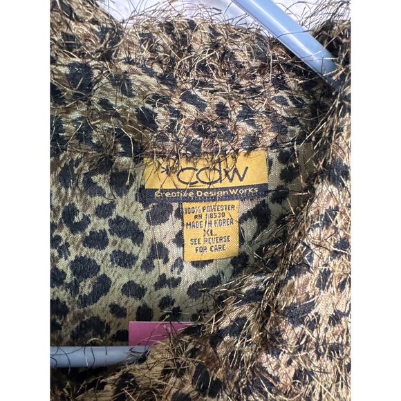 CDW Creative Design Works Vintage Animal Print Fuzzy Button Up Blouse Size XL - Picture 3 of 4
